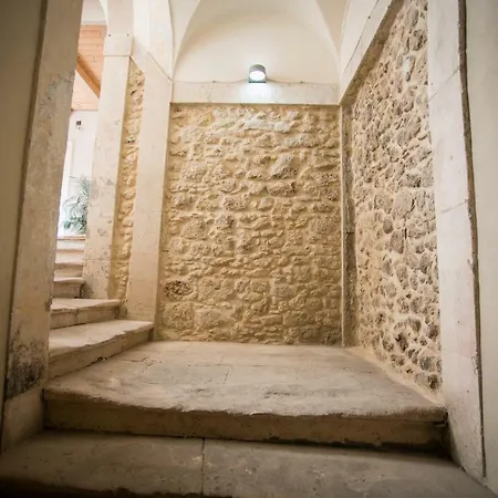 Ortigia Casa Fab סירקוזה